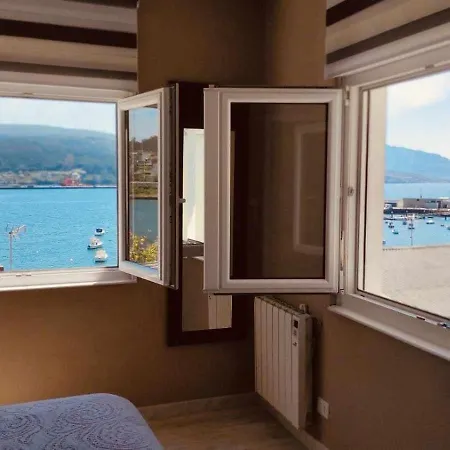 El Mar En Lola Vistas Al Mar Terrazas Y Jardin * Corcubión